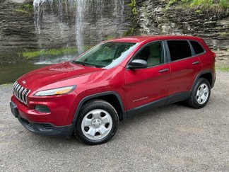 Used 2017 Jeep Cherokee Sport image 1