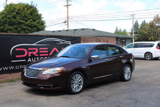 Used 2012 Chrysler 200 Limited image 1
