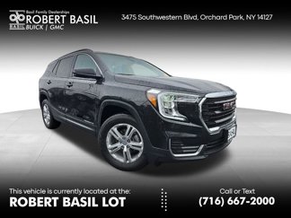 Used 2022 GMC Terrain SLE w/ Driver Convenience Package image 1