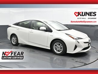 Used 2017 Toyota Prius Two image 1