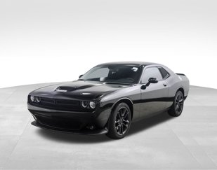 Used 2022 Dodge Challenger GT image 1
