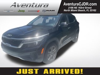 Used 2023 Kia Seltos S image 1