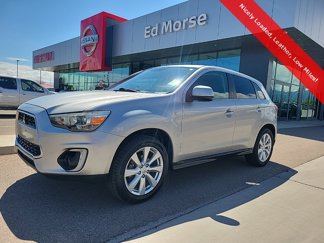 Used 2015 Mitsubishi Outlander Sport SE image 1