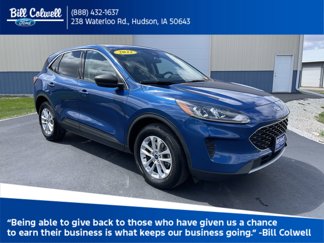 Used 2022 Ford Escape SE w/ Cold Weather Package image 1