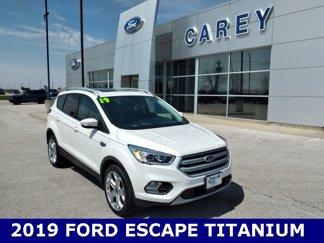 Used 2019 Ford Escape Titanium image 1