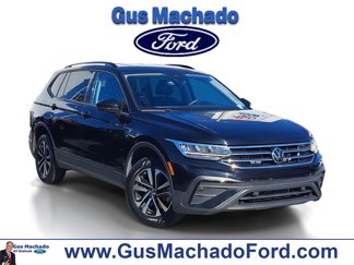 Used 2022 Volkswagen Tiguan S image 1
