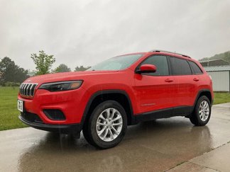 Used 2021 Jeep Cherokee Latitude image 1