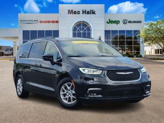 Certified 2022 Chrysler Pacifica Touring-L image 1