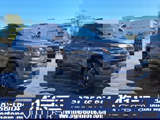 Used 2024 Jeep Compass Latitude w/ Convenience Group image 1