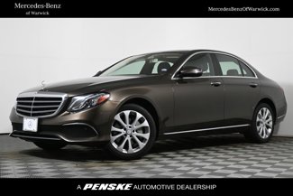 Used 2017 Mercedes-Benz E 300 4MATIC image 1