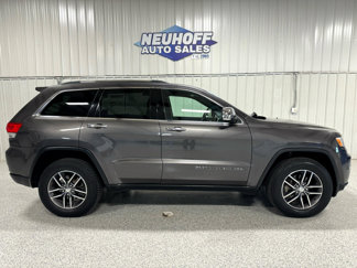 Used 2017 Jeep Grand Cherokee Limited image 1