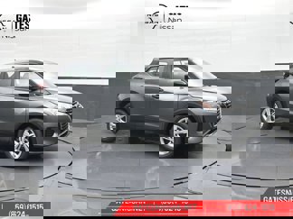 New 2025 Nissan Kicks Play S image 1