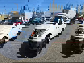 Used 2017 Nissan Frontier SV image 1