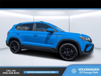 Certified 2023 Volkswagen Taos SE image 1