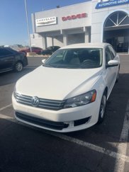 Used 2014 Volkswagen Passat 2.5 S image 1