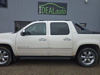 Used 2010 Chevrolet Avalanche LTZ image 1