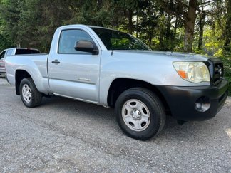 Used 2005 Toyota Tacoma 2WD Regular Cab image 1