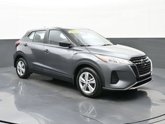 Used 2021 Nissan Kicks S image 1