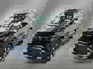 New 2025 Volkswagen Taos SE image 1