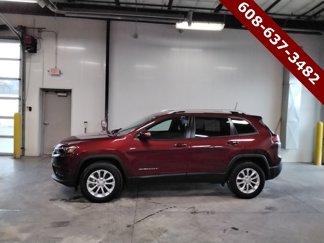 Used 2020 Jeep Cherokee Latitude w/ Cold Weather Group image 1