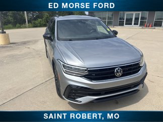 Used 2022 Volkswagen Tiguan SE R-Line image 1