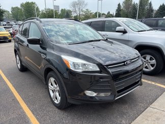 Used 2016 Ford Escape SE w/ Equipment Group 201A image 1