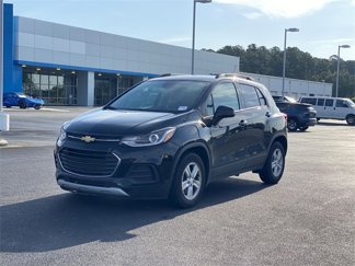 Used 2022 Chevrolet Trax LT w/ LT Convenience Package image 1