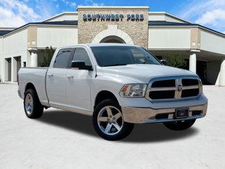 Used 2020 RAM 1500 Classic SLT w/ Luxury Group image 1