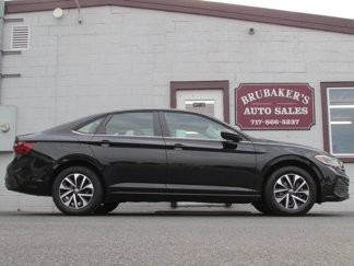 Used 2022 Volkswagen Jetta S image 1