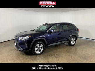 Used 2020 Toyota RAV4 XLE image 1