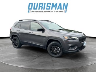 Used 2023 Jeep Cherokee Altitude Lux image 1