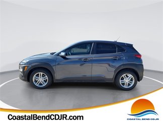 Used 2021 Hyundai Kona SE w/ Cargo Package image 1