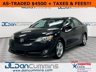 Used 2014 Toyota Camry SE image 1