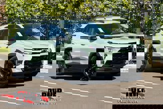 New 2025 Chevrolet Trax ACTIV w/ Sunroof Package image 1