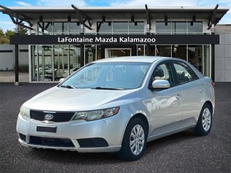 Used 2010 Kia Forte EX image 1