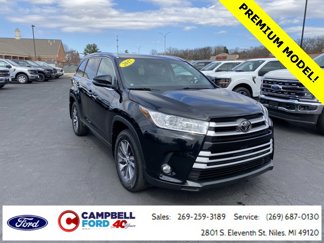 Used 2017 Toyota Highlander XLE image 1