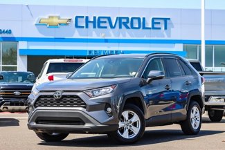 Used 2021 Toyota RAV4 XLE image 1