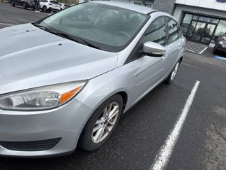 Used 2015 Ford Focus SE image 1