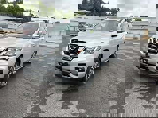 Used 2019 Nissan Pathfinder SL image 1