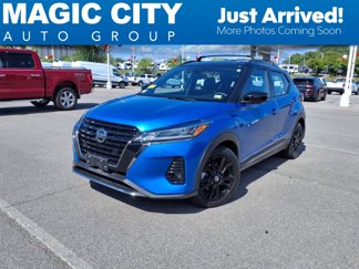 Used 2021 Nissan Kicks SR image 1