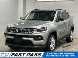 Used 2022 Jeep Compass Latitude image 1