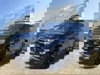 Used 2017 Land Rover Discovery Sport HSE Luxury image 1