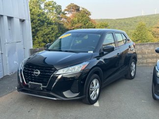 Used 2022 Nissan Kicks S image 1