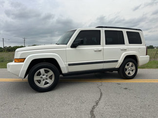 Used 2008 Jeep Commander Sport image 1