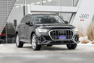 Used 2022 Audi Q3 2.0T Premium Plus w/ Premium Plus Package image 1