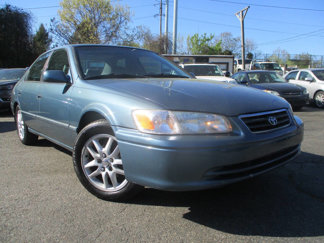 Used 2001 Toyota Camry LE image 1