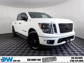Used 2019 Nissan Titan SV w/ SV Convenience Package image 1