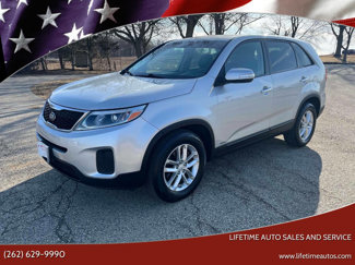 Used 2014 Kia Sorento LX image 1