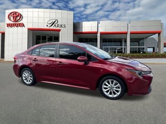 Used 2022 Toyota Corolla LE image 1