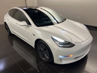 Used 2018 Tesla Model 3 Long Range image 1